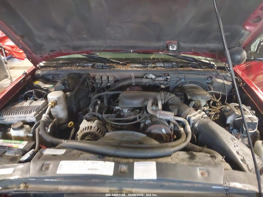 1997 Chevrolet Blazer Lt VIN: 1GNDT13W2V2214621 Lot: 44801106