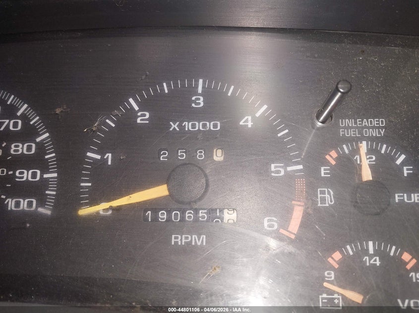 1997 Chevrolet Blazer Lt VIN: 1GNDT13W2V2214621 Lot: 44801106