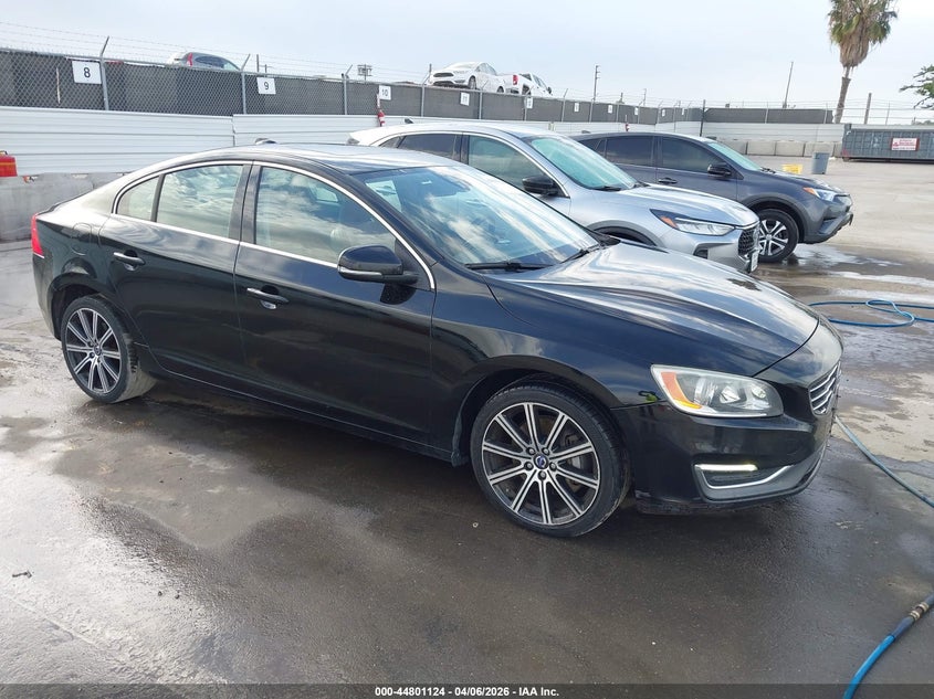 2014 Volvo S60 T5 Platinum