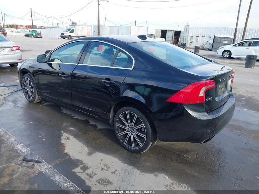 2014 Volvo S60 T5 Platinum