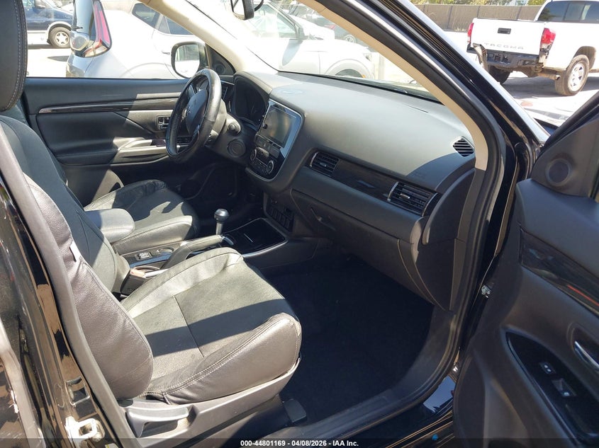 2017 Mitsubishi Outlander Sel