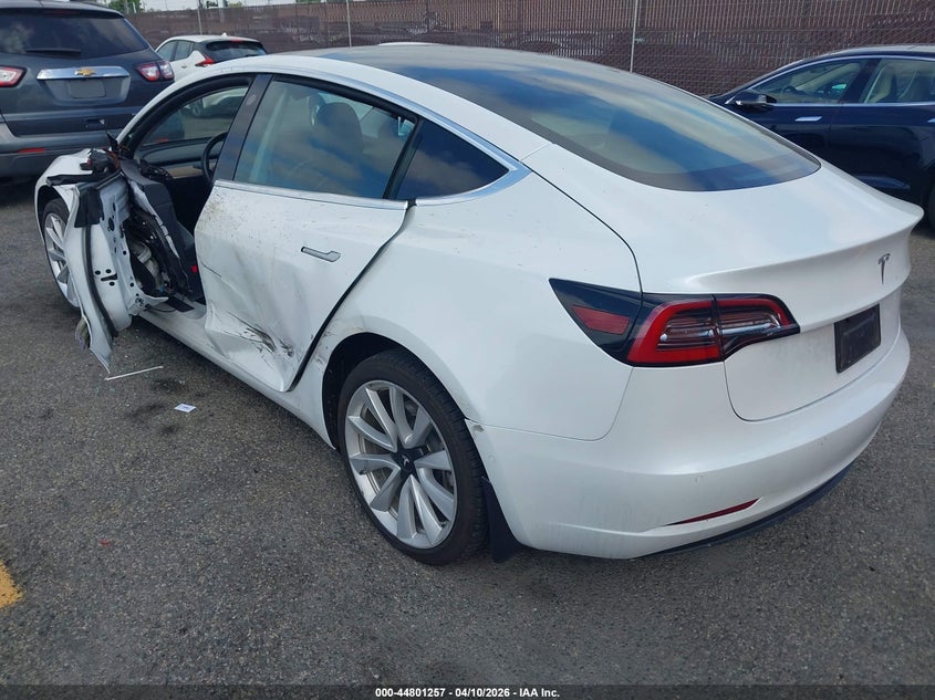 2020 Tesla Model 3 Standard Range Plus Rear-Wheel Drive/Standard Range Rear-Wheel Drive