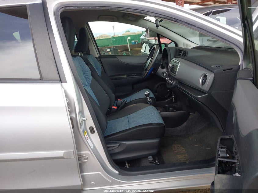 2013 Toyota Yaris Se