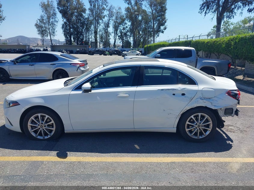 2019 Mercedes-Benz A 220 VIN: WDD3G4EB9KW025866 Lot: 44801368