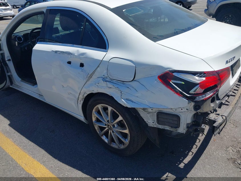 2019 Mercedes-Benz A 220 VIN: WDD3G4EB9KW025866 Lot: 44801368