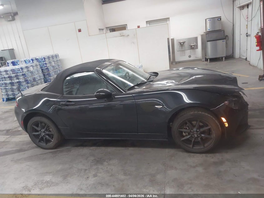 2022 Mazda Mx-5 Miata Sport VIN: JM1NDAB79N0500689 Lot: 44801402