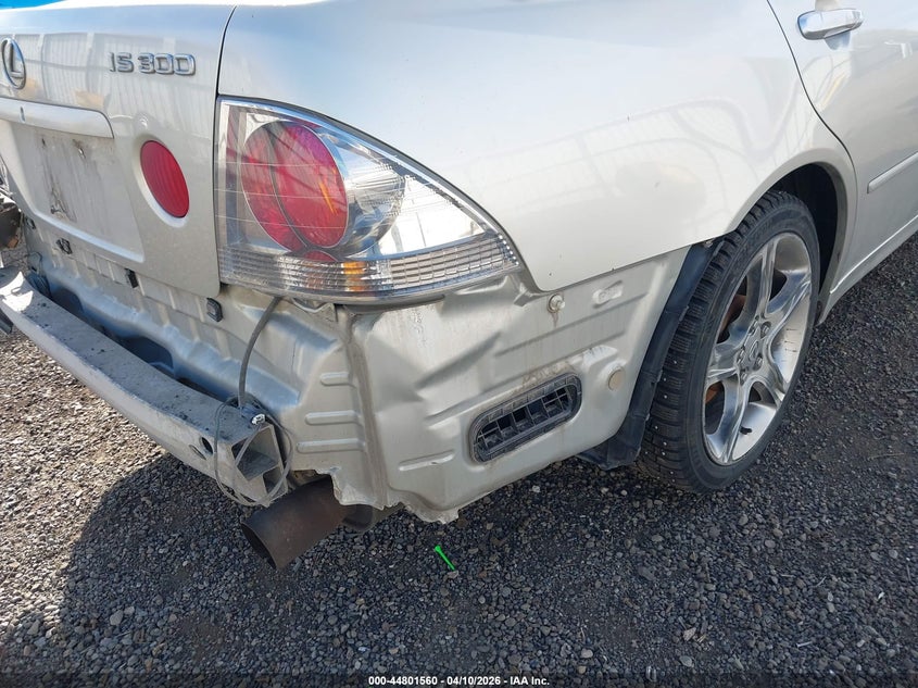 2001 Lexus Is 300 VIN: JTHBD182410017778 Lot: 44801560