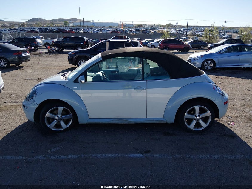 2010 Volkswagen New Beetle 2.5L Final Edition VIN: 3VWRG3AL4AM007431 Lot: 44801652