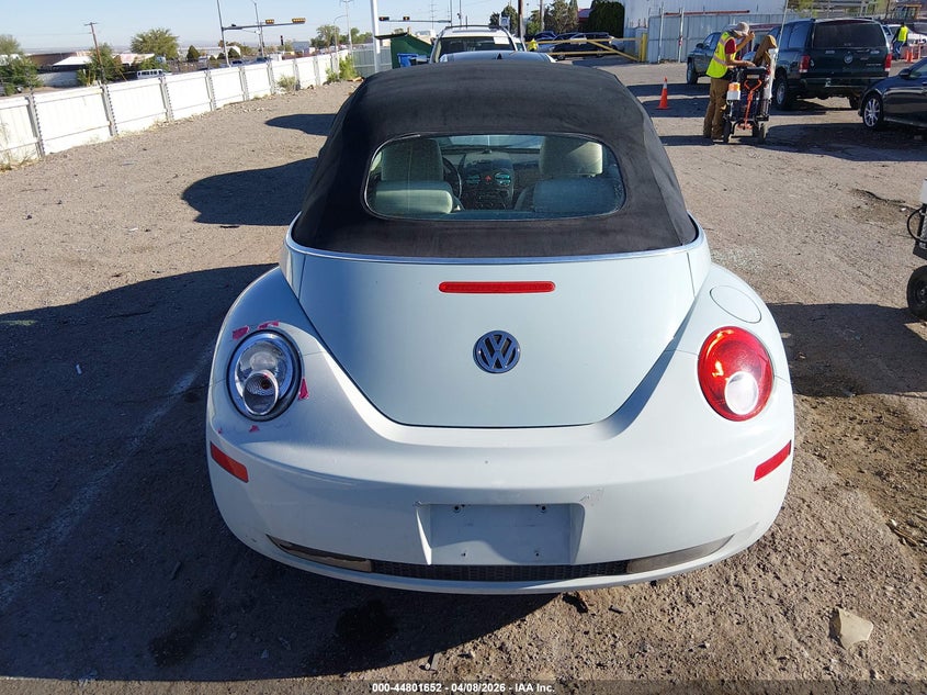 2010 Volkswagen New Beetle 2.5L Final Edition VIN: 3VWRG3AL4AM007431 Lot: 44801652