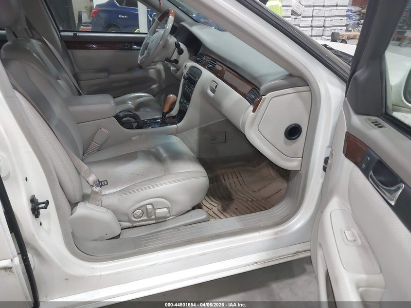 2000 Cadillac Seville Sts