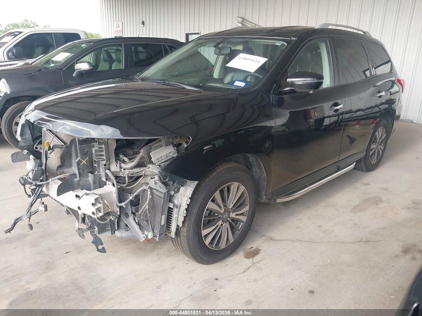 2019 Nissan Pathfinder Sl