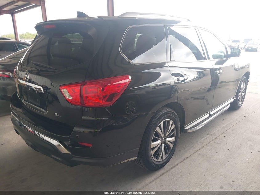 2019 Nissan Pathfinder Sl