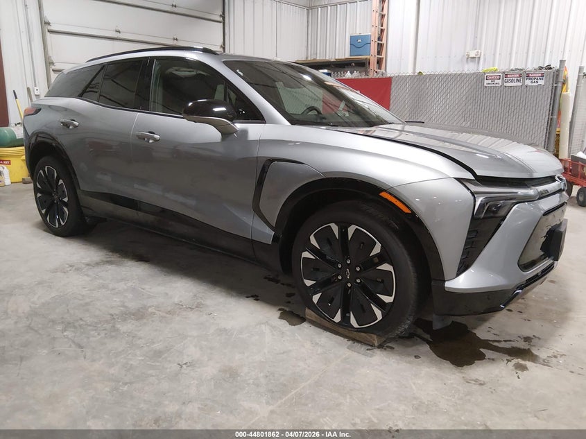 2024 CHEVROLET BLAZER EV auction photo 1