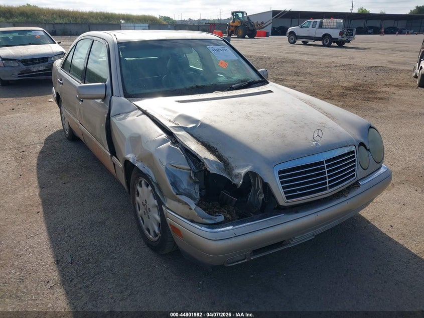 1998 Mercedes-Benz E 320