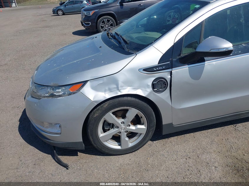 2013 Chevrolet Volt VIN: 1G1RA6E45DU133623 Lot: 44802040