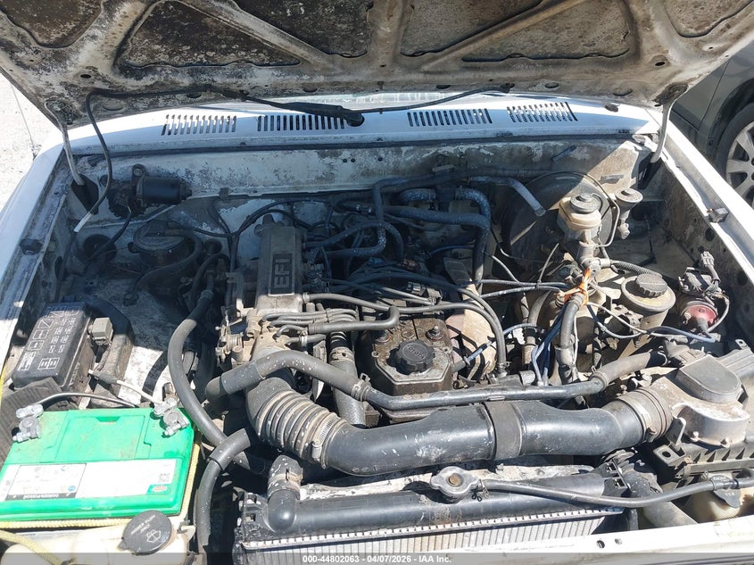 1992 Toyota Pickup 1/2 Ton Short Whlbase Stb VIN: 4TARN81A9NZ032619 Lot: 44802063