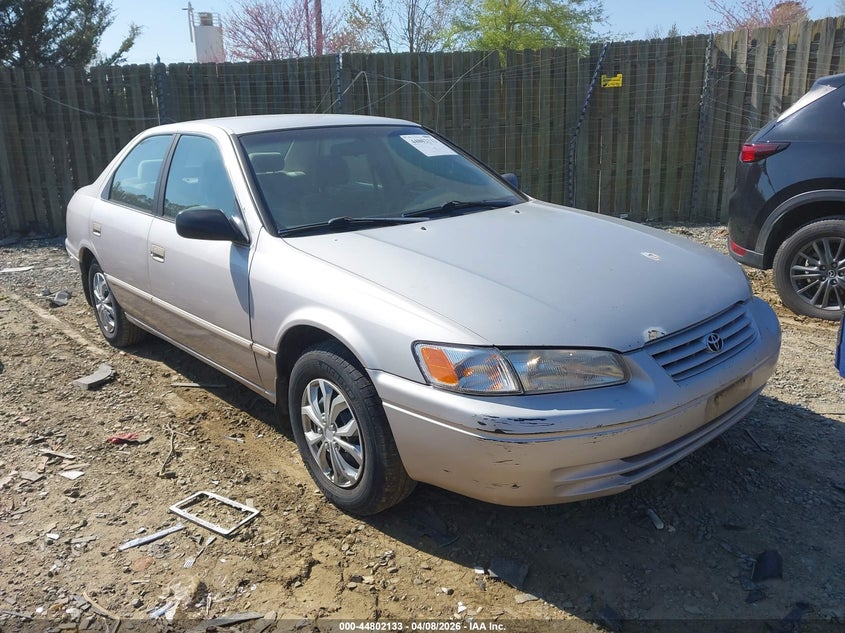 1999 Toyota Camry Le
