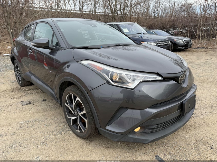 2018 Toyota C-Hr Xle/Xle Premium