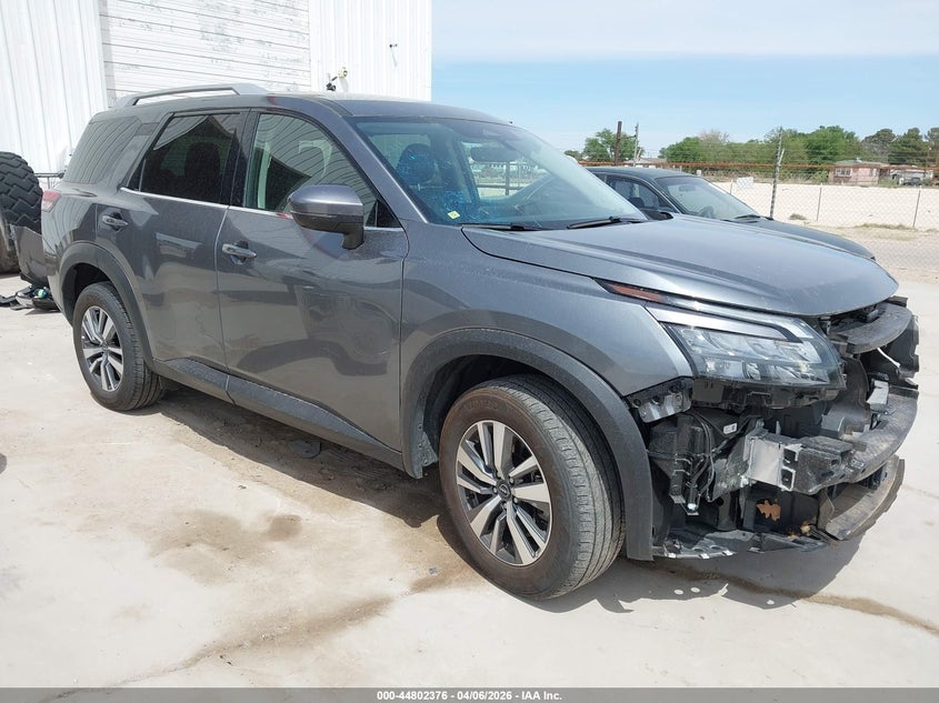 2025 Nissan Pathfinder Sl 4Wd