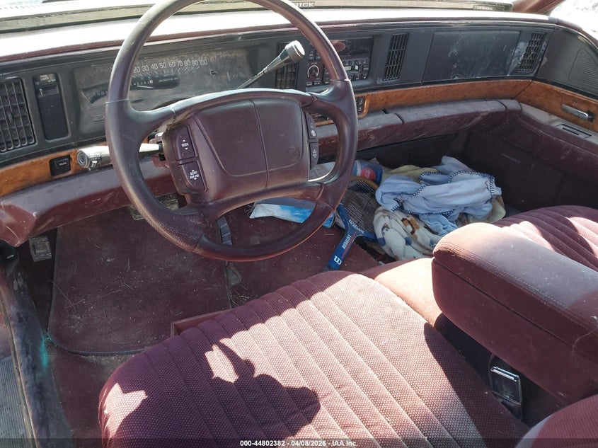 1995 Buick Lesabre VIN: LOT-1-44802382 Lot: 44802382