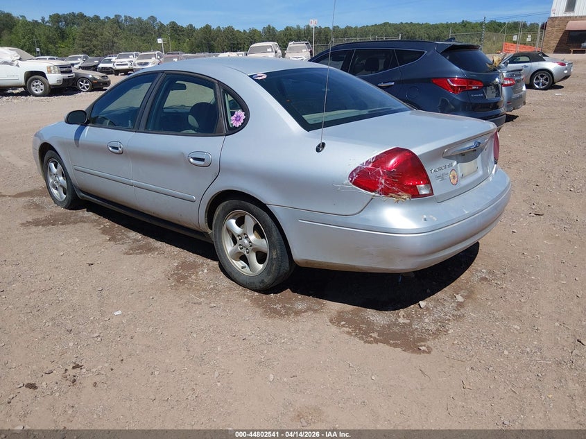 2003 Ford Taurus Se