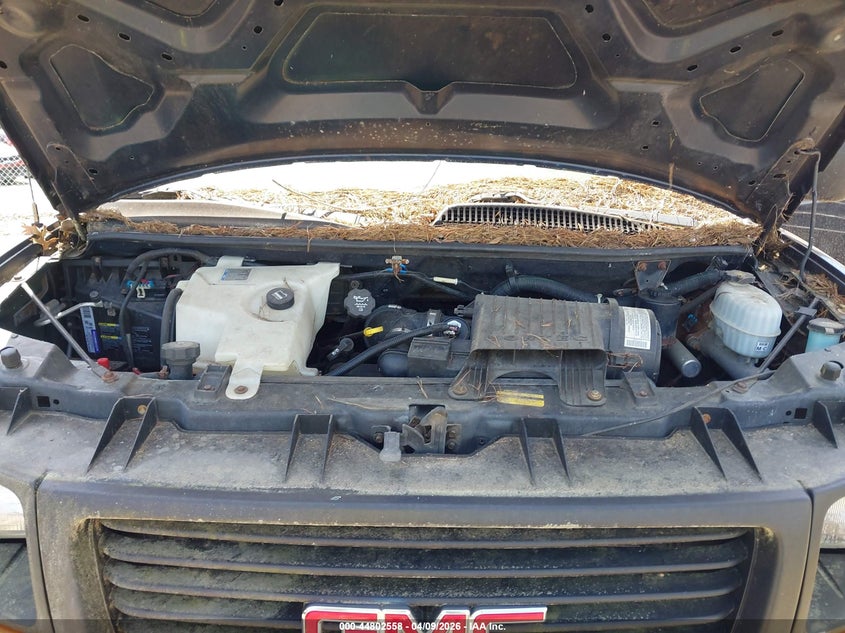 2005 GMC Savana Standard VIN: 1GTFH15T851169020 Lot: 44802558