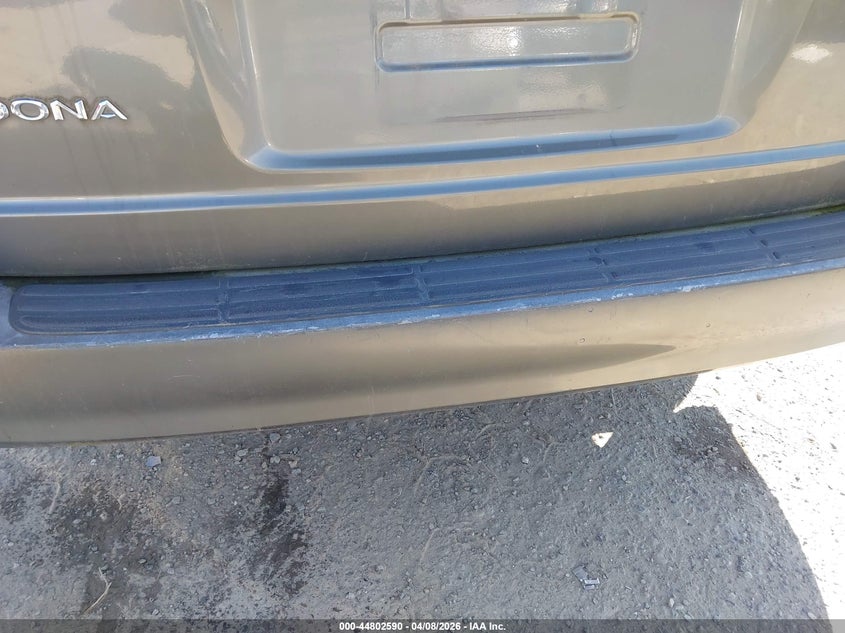 2004 Kia Sedona Ex/Lx VIN: KNDUP131346541795 Lot: 44802590