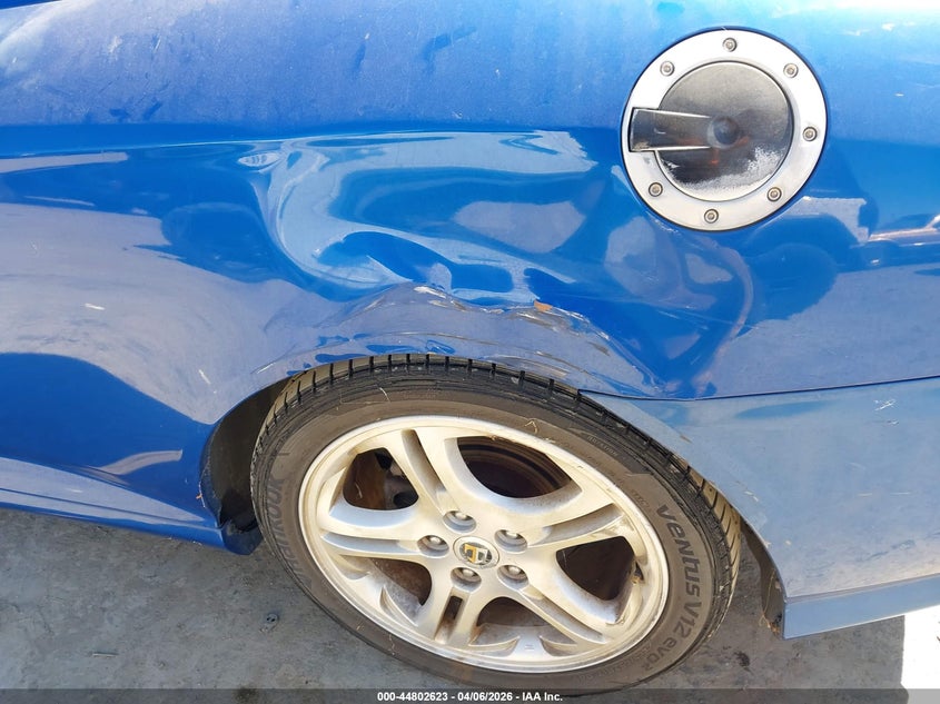 2004 Hyundai Tiburon Gt V6/Gt V6 Special Edition VIN: KMHHN65F04U108293 Lot: 44802623