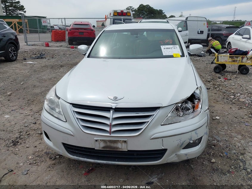 2011 Hyundai Genesis 3.8 VIN: KMHGC4DE3BU114729 Lot: 44802717
