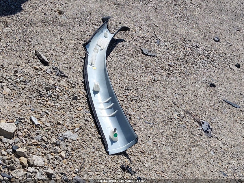 2008 Audi Tt 3.2 VIN: TRUDD38J481005833 Lot: 44802931