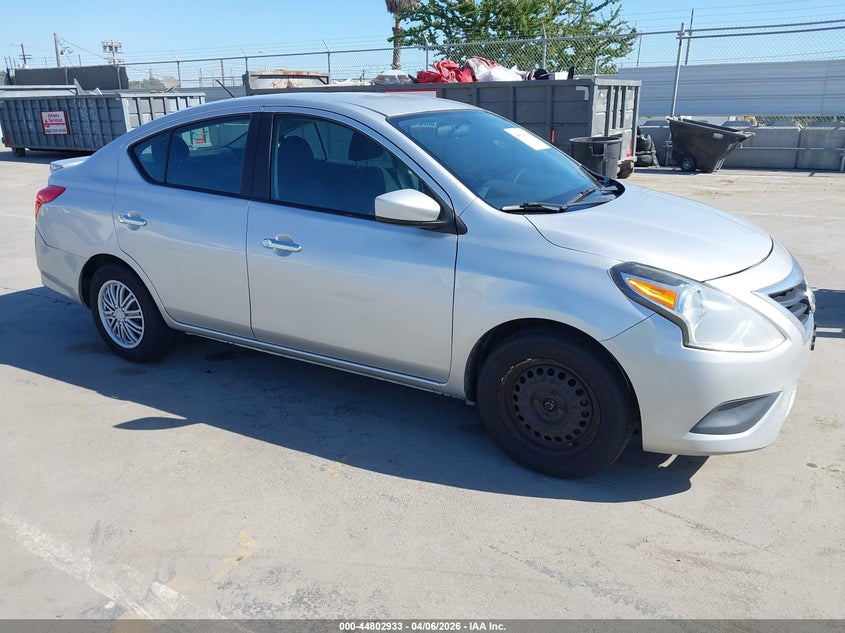 2018 Nissan Versa 1.6 Sv