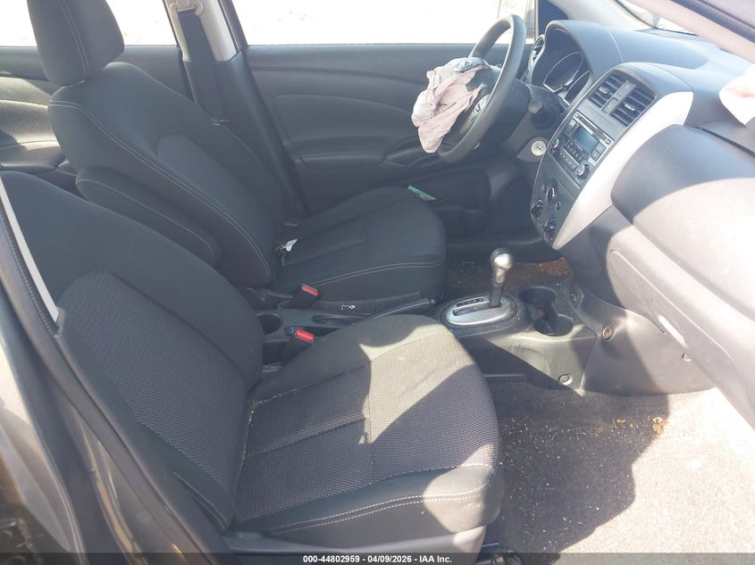 2017 Nissan Versa 1.6 Sv