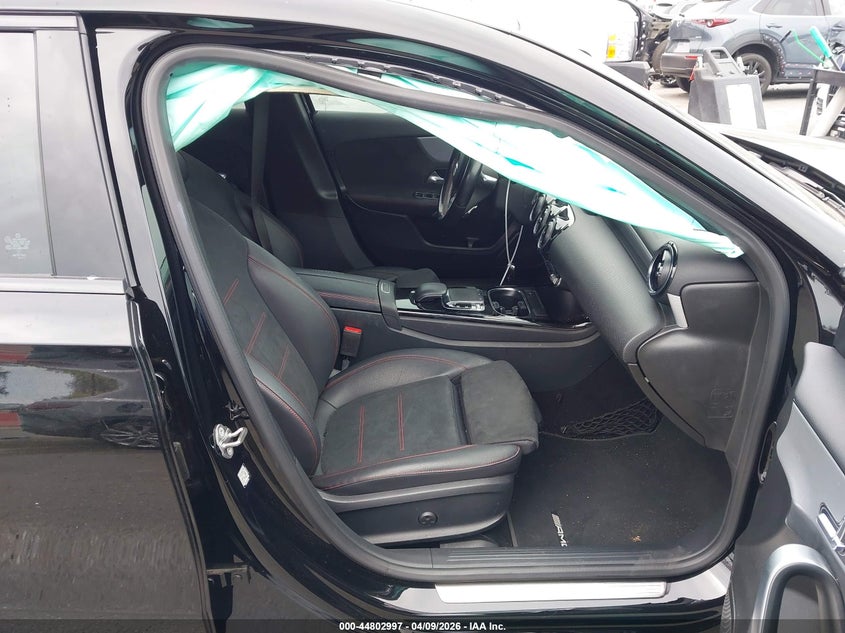 2019 Mercedes-Benz A 220