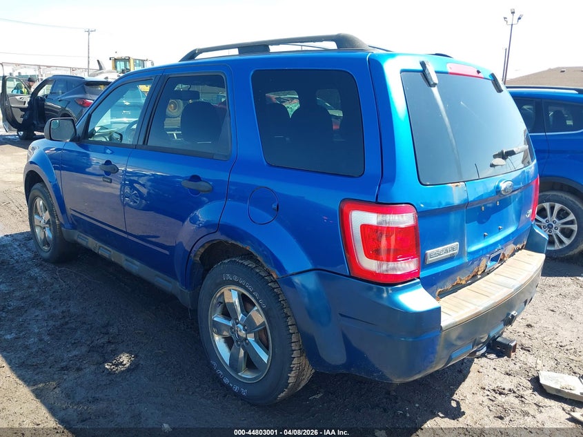 2011 FORD ESCAPE auction photo 3