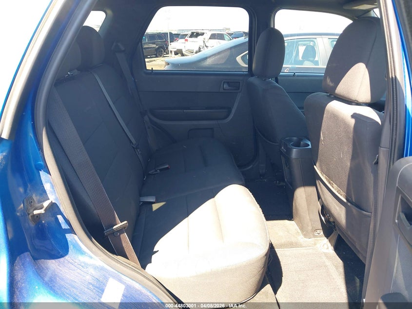 2011 FORD ESCAPE auction photo 8