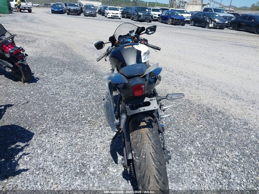 2024 Yamaha Yzfr7 VIN: JYARM38E6RA011696 Lot: 44803040