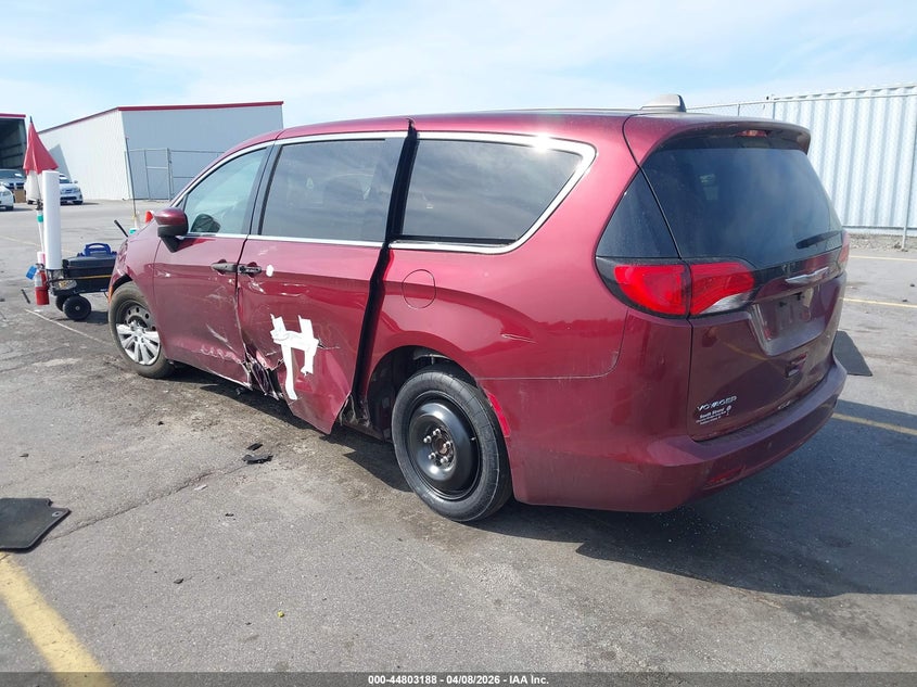 2021 Chrysler Voyager L
