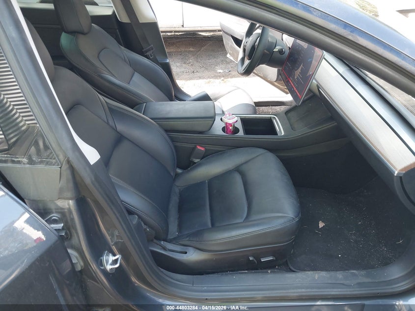 2022 Tesla Model 3 Long Range Dual Motor All-Wheel Drive