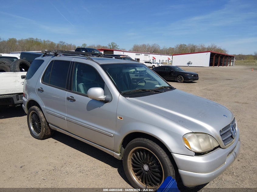 2000 Mercedes-Benz Ml 430