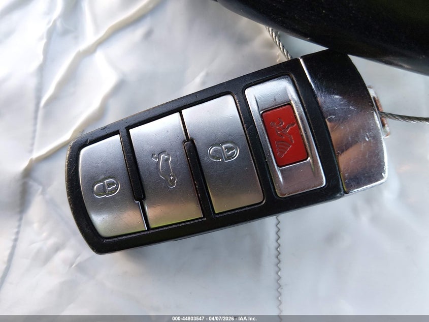 2008 Volkswagen Passat Lux VIN: WVWTK73C28E178187 Lot: 44803547