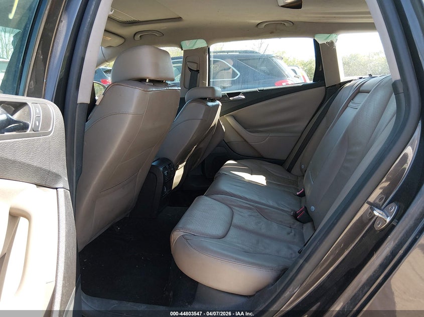 2008 Volkswagen Passat Lux VIN: WVWTK73C28E178187 Lot: 44803547