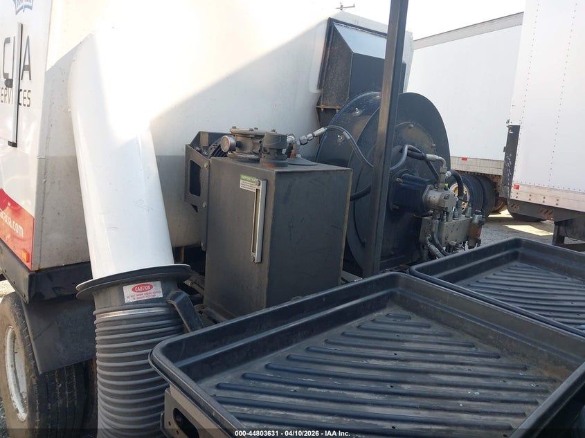 2024 ISUZU NPR auction photo 6