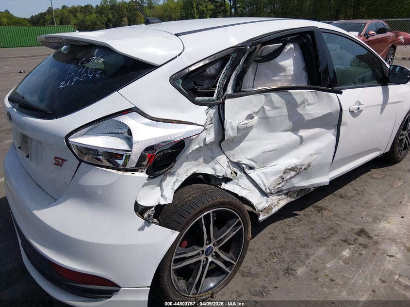 2018 Ford Focus St VIN: 1FADP3L92JL307667 Lot: 44803767