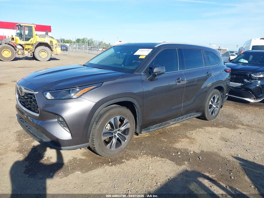 2022 Toyota Highlander Xle