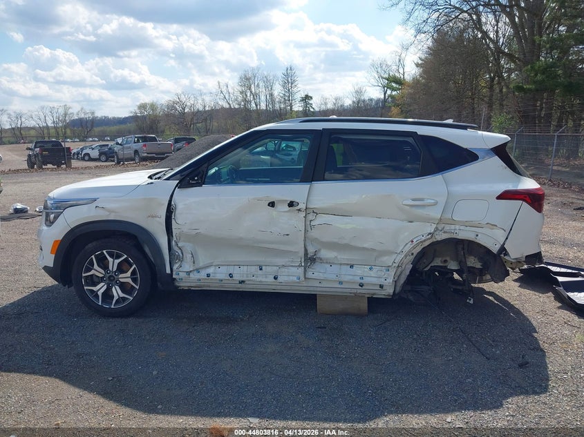 2021 Kia Seltos Ex VIN: KNDERCAA1M7160728 Lot: 44803816