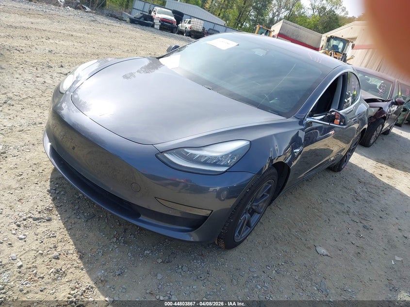 2018 Tesla Model 3 Long Range/Mid Range