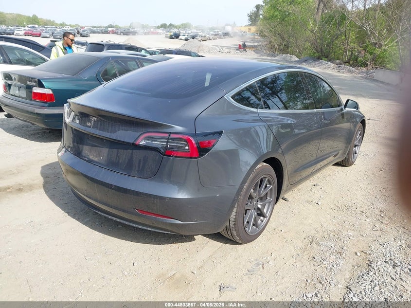 2018 Tesla Model 3 Long Range/Mid Range