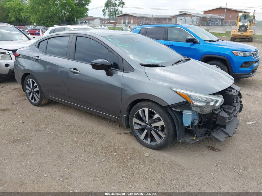 2020 Nissan Versa Sr Xtronic Cvt