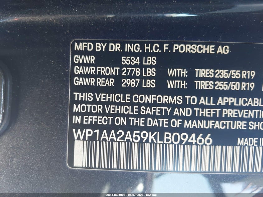 2019 Porsche Macan 2.0 black Lot 111044804003 Vin WP1AA2A59KLB09466