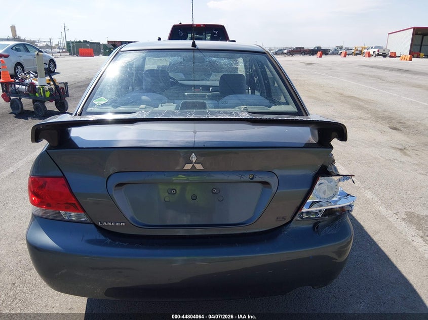 2005 Mitsubishi Lancer Es VIN: JA3AJ26EX5U010520 Lot: 44804064